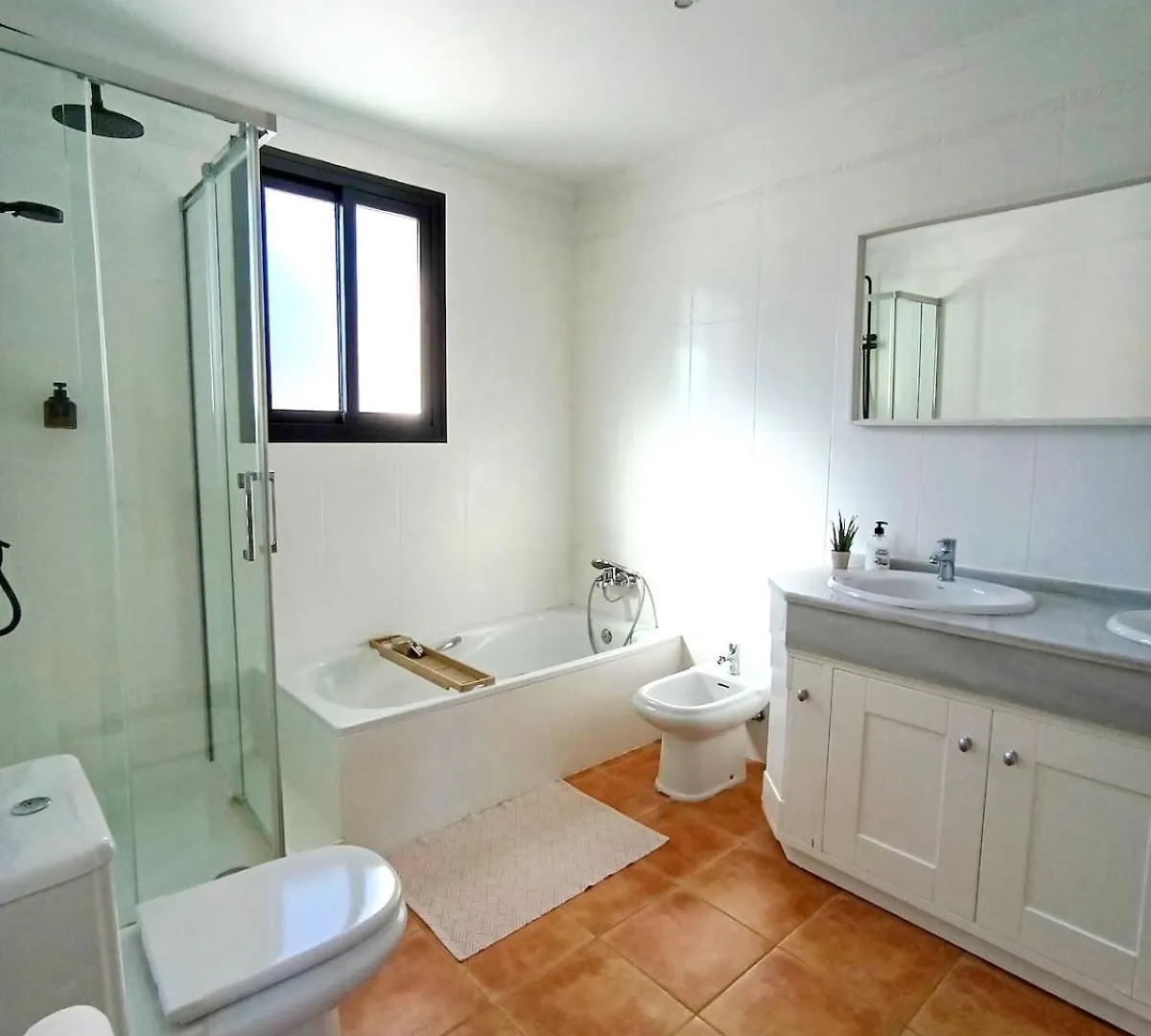Villa Pinos Malaga With Private Pool, Garden, Bbq Alhaurin de la Torre