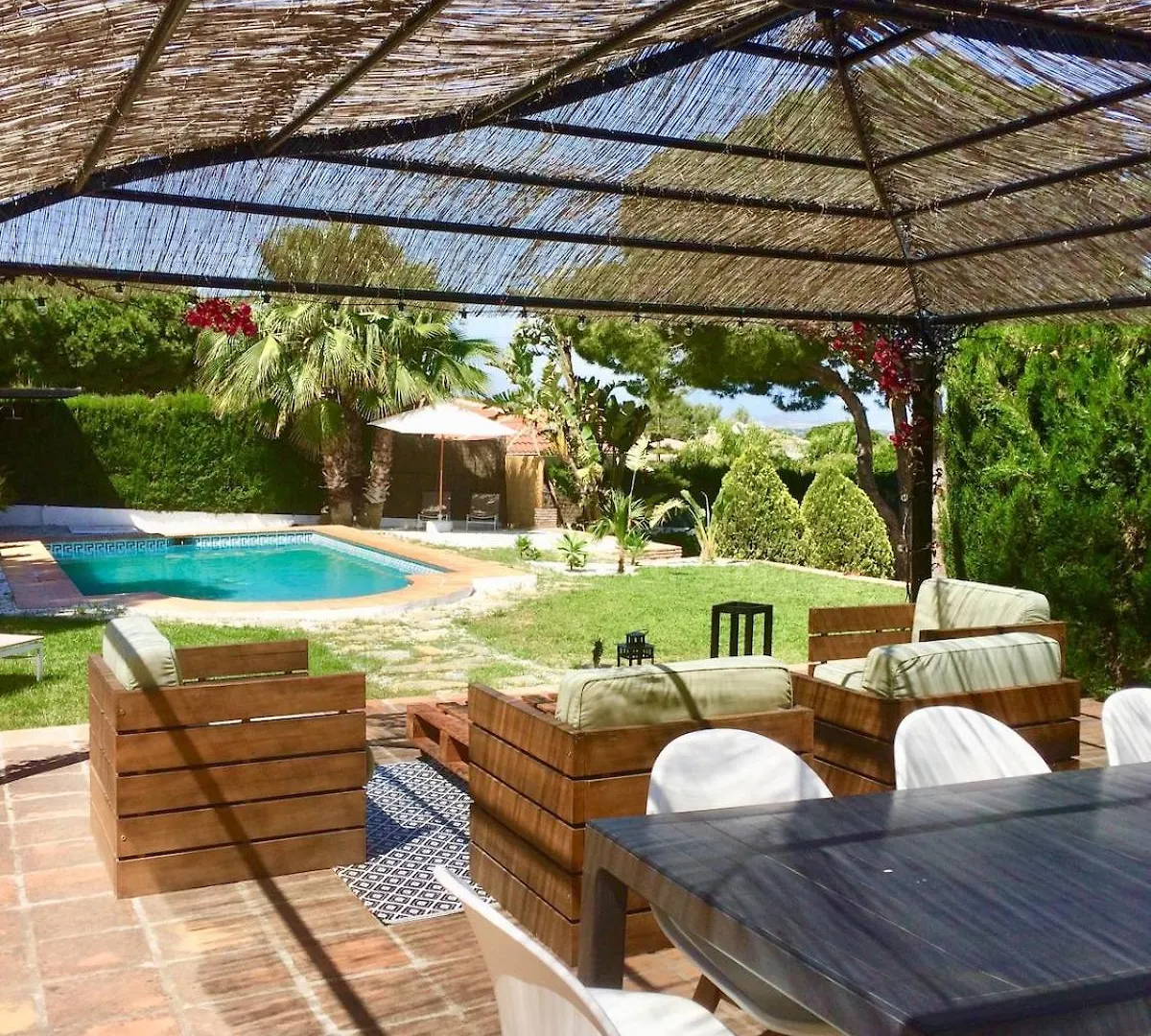 Villa Pinos Malaga With Private Pool, Garden, Bbq Alhaurin de la Torre 0*,